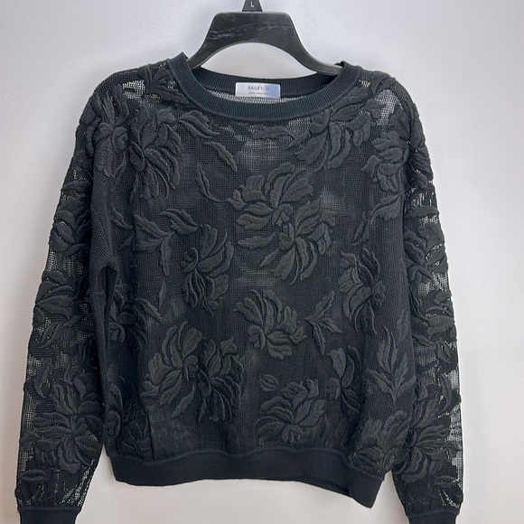 Bailey/44 Black Open Knit Floral Embroidered Top XS Oversized Mesh Goth - Picture 11 of 11
